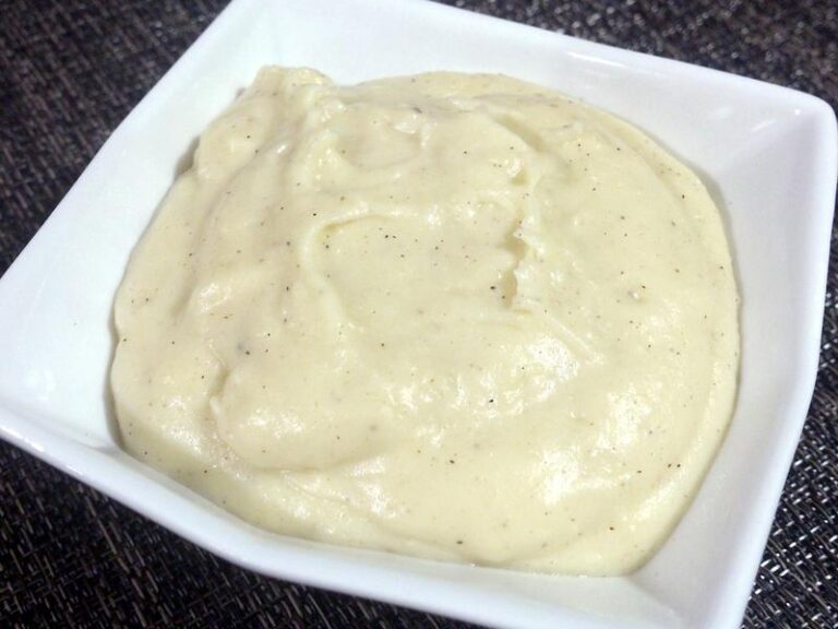 Odkrywanie smaku sosu beszamelowego – kulinarna podróż przez aromaty i konsystencję