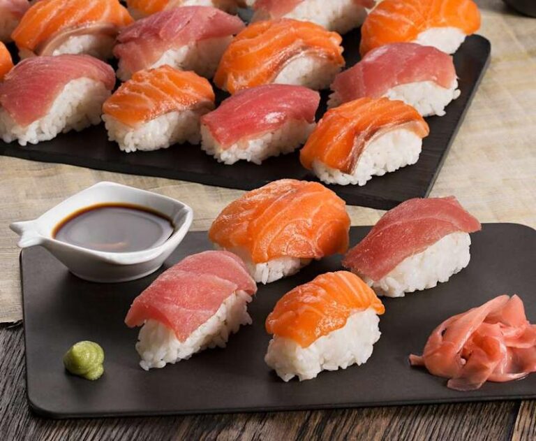 Sekrety idealnego sushi: jak stworzyć wyjątkowe smaki w domowej kuchni
