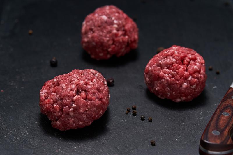 Smażenie mielonej wołowiny