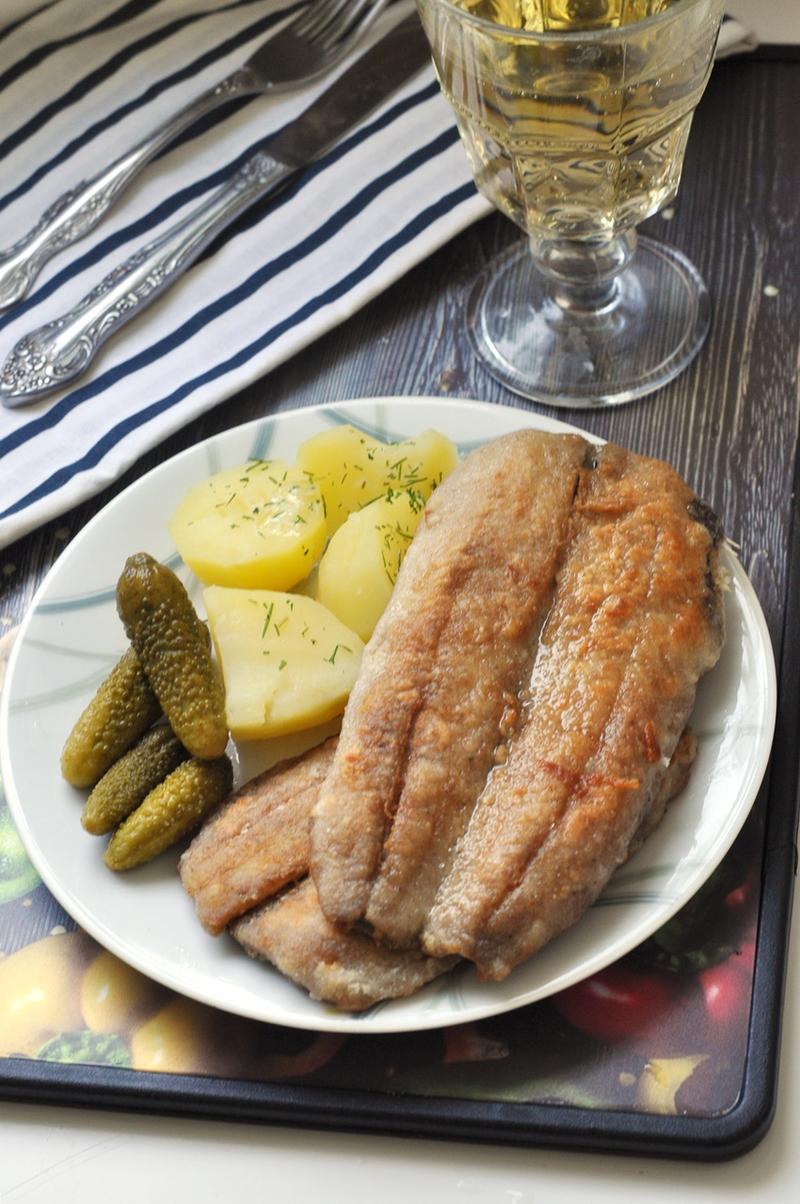 Smażone śledzie solone