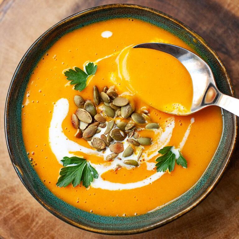 Co warto wiedzieć o zupie dyniowej? Wybór idealnej dyni do przepisu