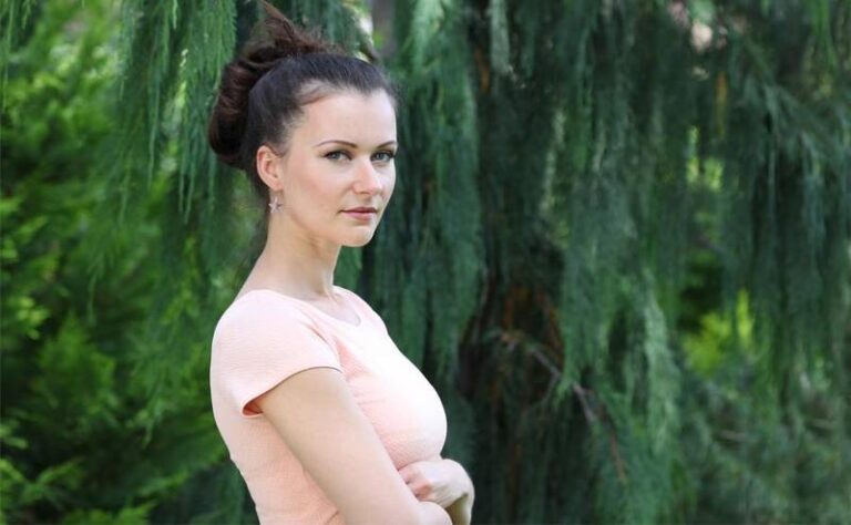 Zupa, którą Ania Gotuje na Obiad: Przepisy na Smakowite Rozgrzewające Dania