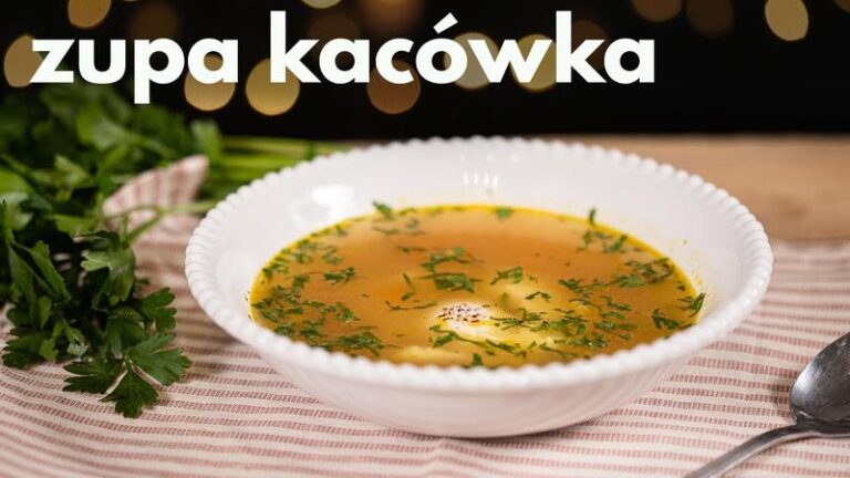 Smaczne przepisy na zupy, które skutecznie pomogą w walce z kacem