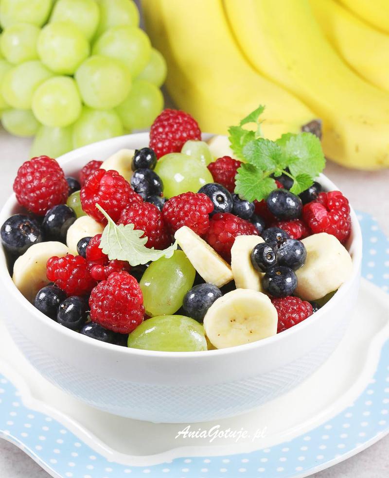 Owoce sezonowe i egzotyczne