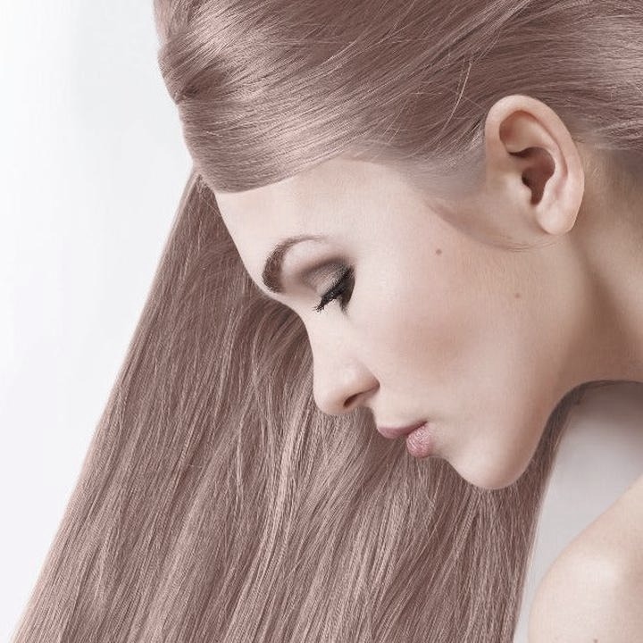 Naturalne alternatywy: czym zastąpić farby do twarzy?