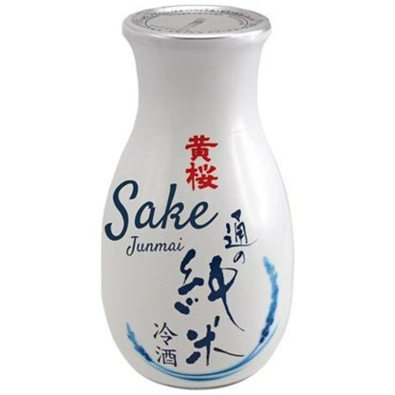 Odkrywamy smak sake: czego możesz się spodziewać?